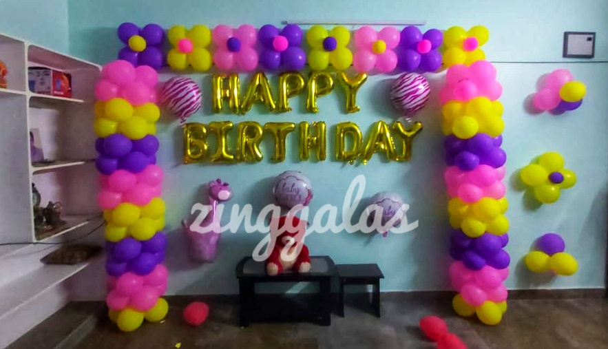 zinggalas's tweet photo. We are experts in planning surprise parties too! Have a look at some snaps of birthday surprise balloon decorations done by us. Visit us at https://t.co/o578MAn2JR

#ZingGalas #PartyHaqSe #EventManagement #Wedding #Birthday #HouseThemeParties #CelebrationForAll https://t.co/x0iM1MP9pX
