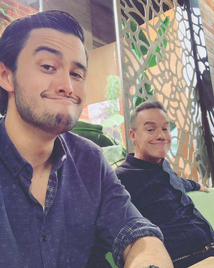 takayahonda's tweet photo. When mum says “Smile!” @stefandennis7 https://t.co/RrYUgFkP6S https://t.co/y1SKnFabfc