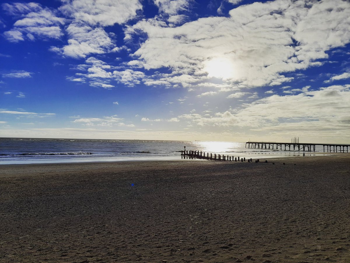 LittleMeThatter's tweet image. Day 4 #10kstepchallenge done. Other beautiful day #Lowestoft