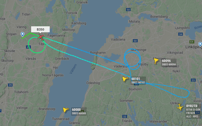 flygfantast's tweet photo. Now the mystic B350 (N364CA) in the process of drawing circles again... Been doing this for a while (weeks?) now... Probably some kind of military mission?? 
#military #adsb #flightradar24 #B350 #avgeek #milops #flights https://t.co/5zC1tYgkCl