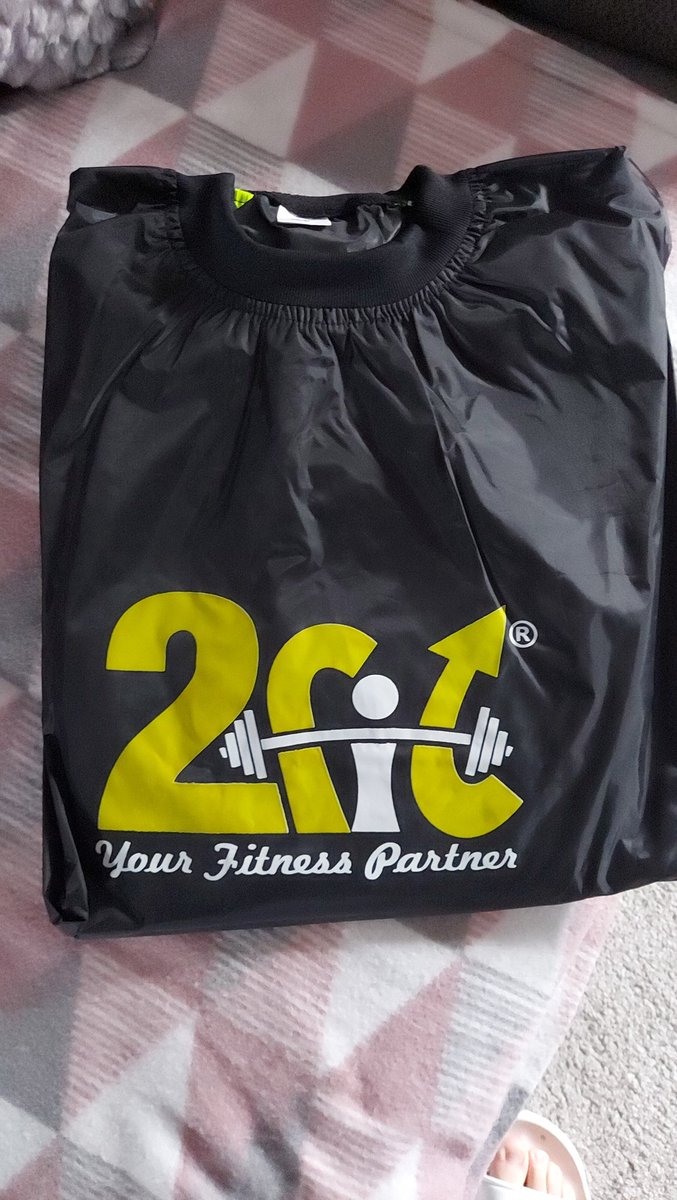 Andy_3835's tweet photo. See how this goes #2fit #running #sweat https://t.co/tjLO3MTQ8M