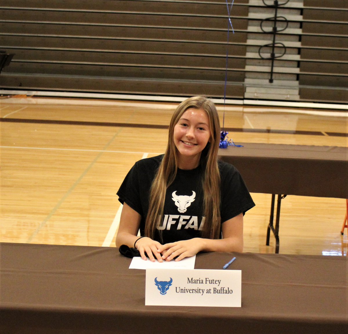CoachBrianLebo's tweet photo. #NationalSigningDay for three of our student-athletes, Jordan, Maria, and Amanda.
#NationalSigningDay2020
#APTC
#APTCStrength
#TrainWithAPTC
#Volleyball
@paduafranciscan
@PaduaAthletics
@PaduaBruinsVB
@UBCommunity
@NSUFlorida
@NSU_VB https://t.co/5vNabokMUv