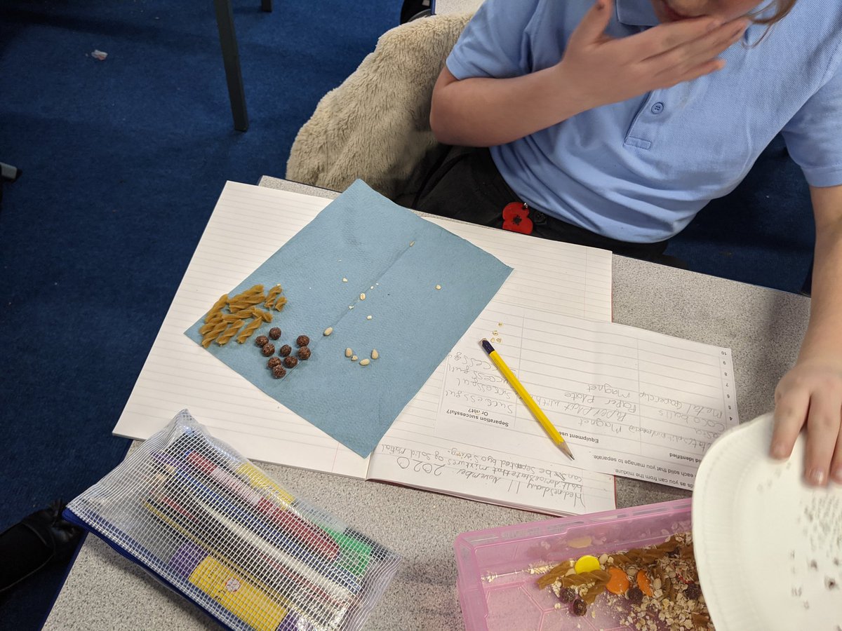HolyInfantsRCP's tweet photo. Year 5 have designed and created their own sieves to separate the solid materials from this mixture #year5science #snapscience https://t.co/MLMLIcLEk4