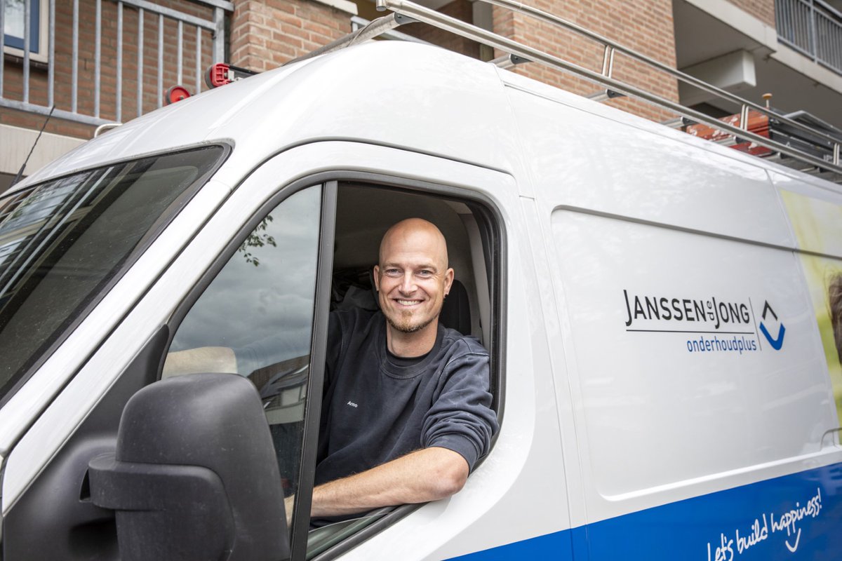 VACATURE: ALLROUND TIMMERMAN (HARDENBERG)

In deze functie houd je je bezig met alle voorkomende onderhoudswerkzaamheden in zowel nieuwe als bestaande bouw. 
Bekijk de vacature 👉 bit.ly/38CBb87

#LetsBuildHappiness
#Vacature
#Hardenberg