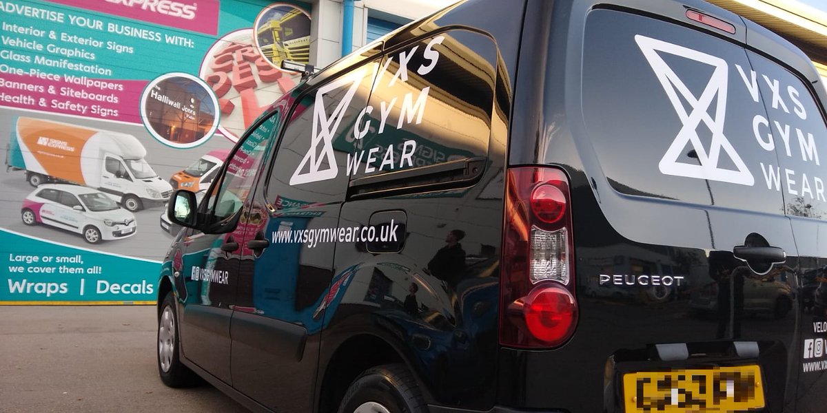 SXBasildon's tweet image. Sleek van graphics for VXS in front of our vehicle bay shutter 👌 #SignsExpressBasildon #VanSignage #VanSignwriting #Signage #VanGraphics