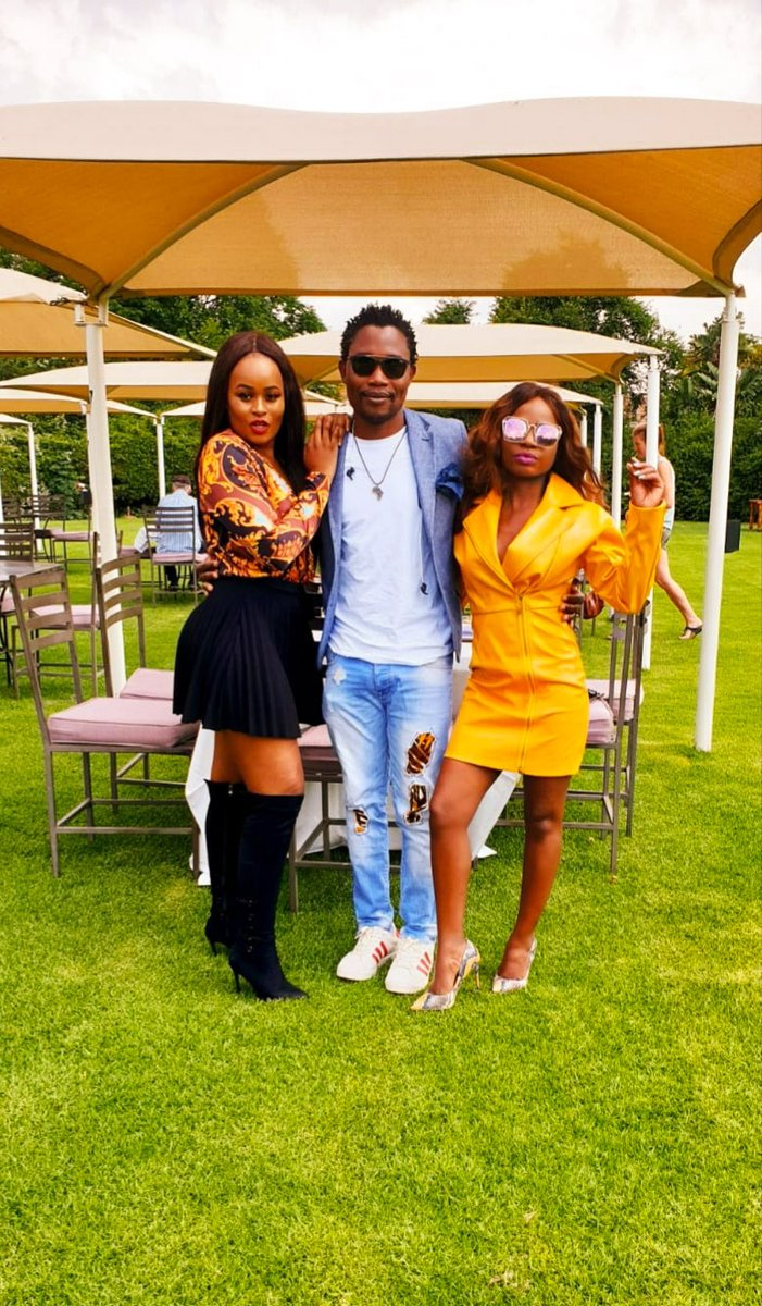 SpiweZulu's tweet photo. Lush-Africa Entertainment PL Family in SA @Loshaq @LushAfrica
Business lunch and fun catching up with the team in South Africa 🇲🇼🇿🇦

#Malawi #SouthAfrica #Swaziland #africafashionartsfestival #Events #musicdistribution #afrifood https://t.co/dU1JBij7c2