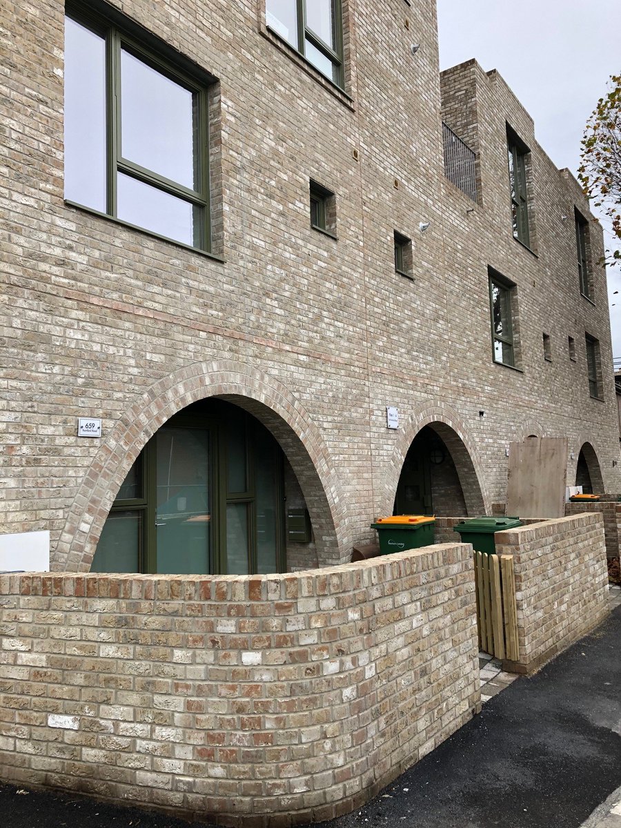 We love these elegant arches at our recently completed development on Romford Road in #ManorPark 😍

The picturesque building on the conrer of Romford Road &amp; Manor Park Road provides 7 new London Affordable Rent homes all with generous private amenity space. 

#MakingNewhamHome