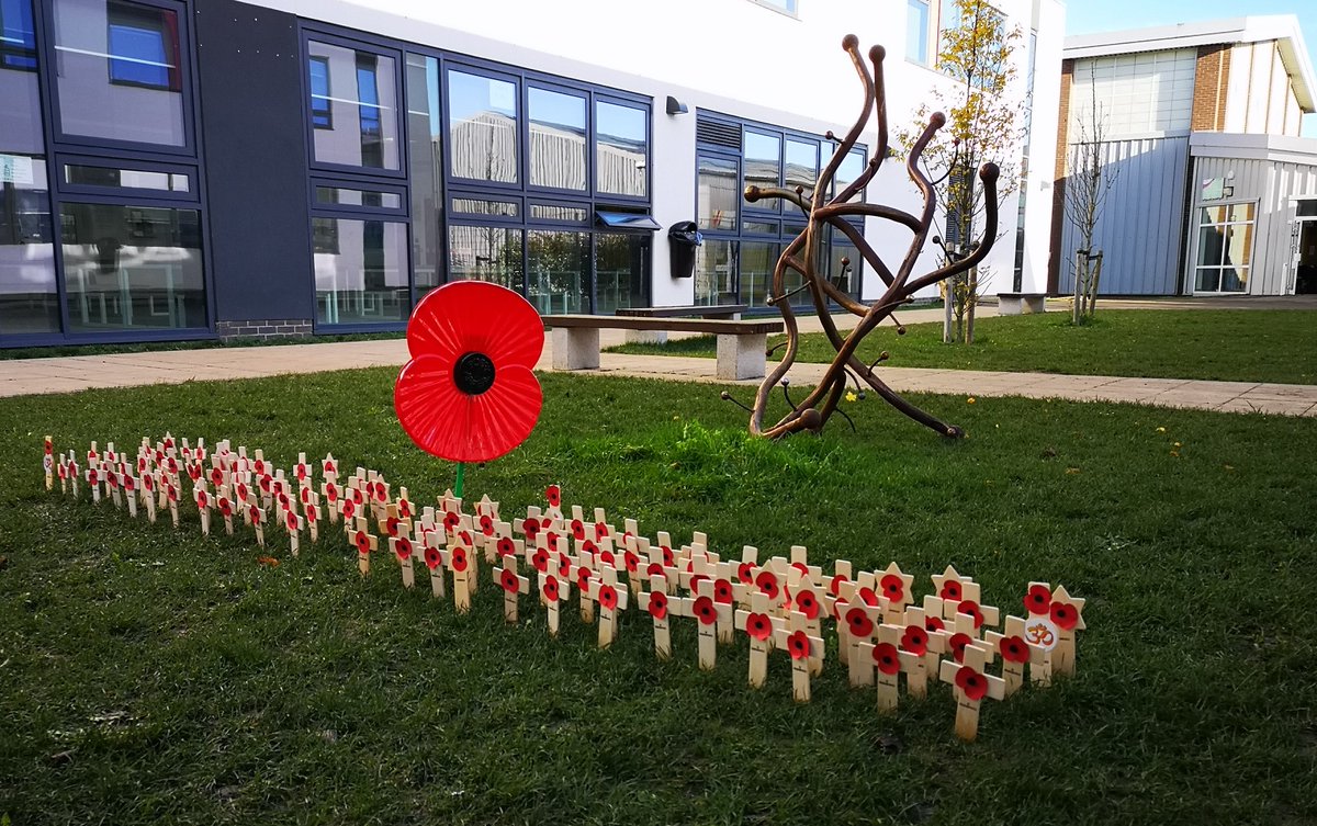 Yesterday in year group bubbles, pupils and staff remembered all those that gave in service and sacrifice, then and now, through assemblies and with a minutes silence. #RemembranceDay2020  #LestWeForget