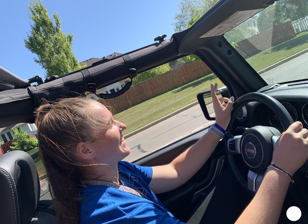 scooz33's tweet photo. Happy Happy Sweet 16 Addison!!  I am so proud of you and love you so much!!  Enjoy your day!!  Keep doing amazing things!!  I love you so much!!  #minime #jeepwave #silverhawkswag #bhshawks #sixteencandles #mysuperstar #addieg #threethree https://t.co/lCt6yagBvp
