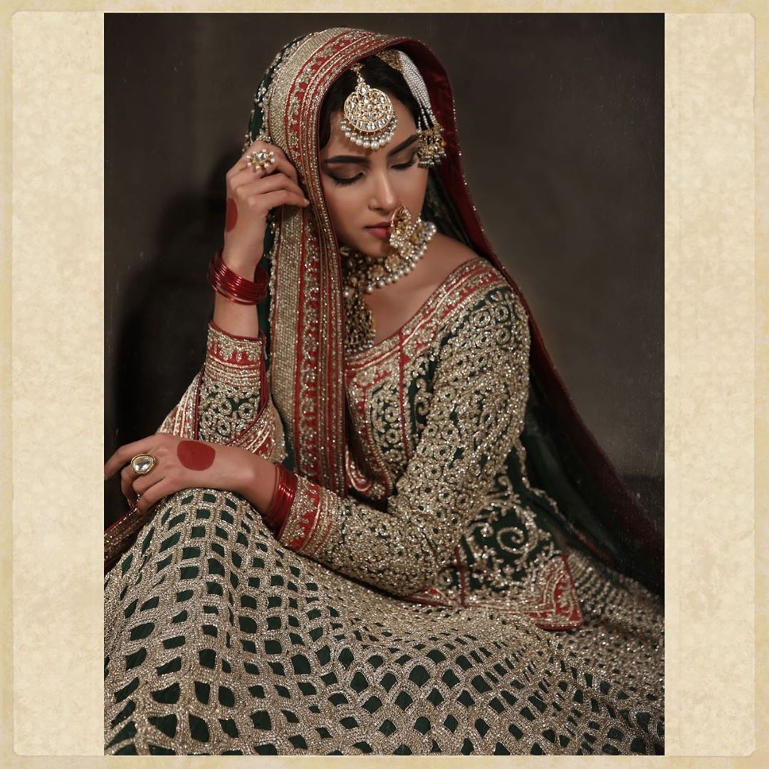 MediaSpringPk's tweet photo. #NimraKhan adorns #divanipakistan signature fishscale lehenga.
Old world glamour and timeless heritage finds home in this signature Diva’ni fishscale masterpiece. https://t.co/DDvwE63W5Z