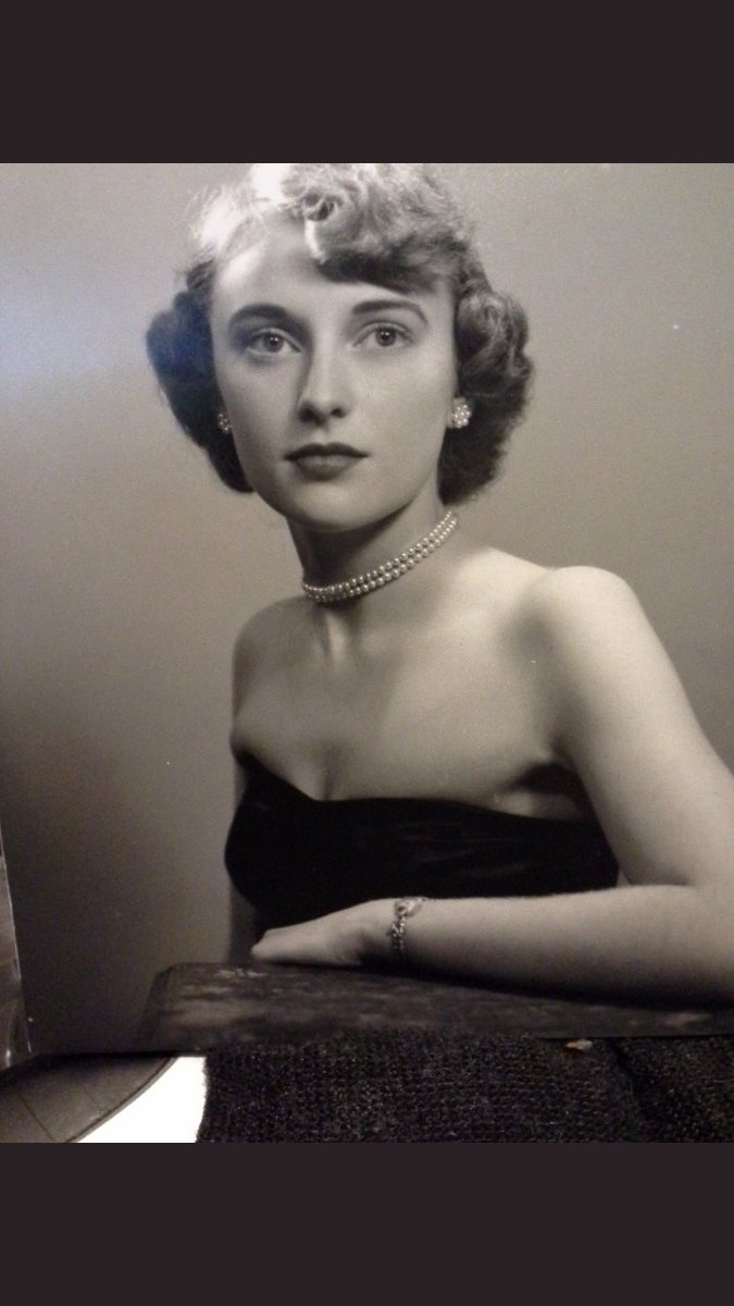 My mother used to tell stories of her being bullied about her clothes at college.-This is her at 17 in her freshman year as a scholarship student at Wellesley College. She is wearing an evening gown my grandmother made for her for the dance she was going to with my father.5/x