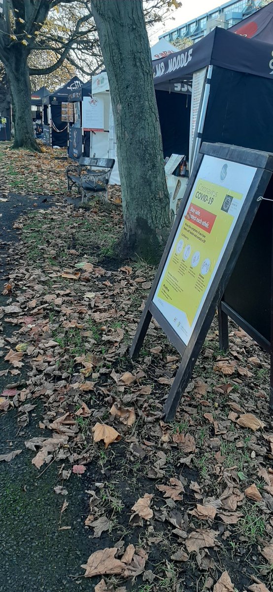 LunchtimeMarket's tweet photo. #lunchtimemarkets #Mespil #urbanstreetfood Serving now until 2pm today. Ensure 2mt.distance and please wear masks https://t.co/VLoxKo3a29