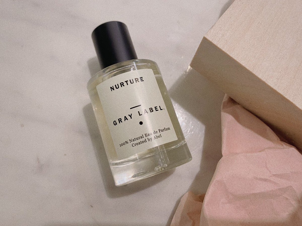 Abel｜ナーチャー 落ち葉の中で日向ぼっこをしていると、ふと漂って