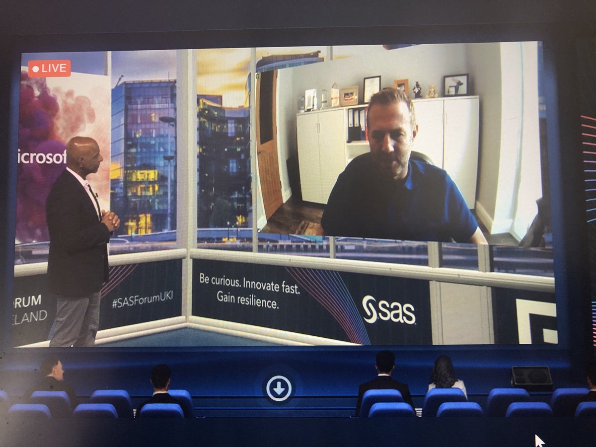 davidsmith4324's tweet image. Interesting to hear Mark Smith of Microsoft explain the SAS-Microsoft partnership is an engineering/solution partnership, not just a go-to-market one #SASForumUKI
