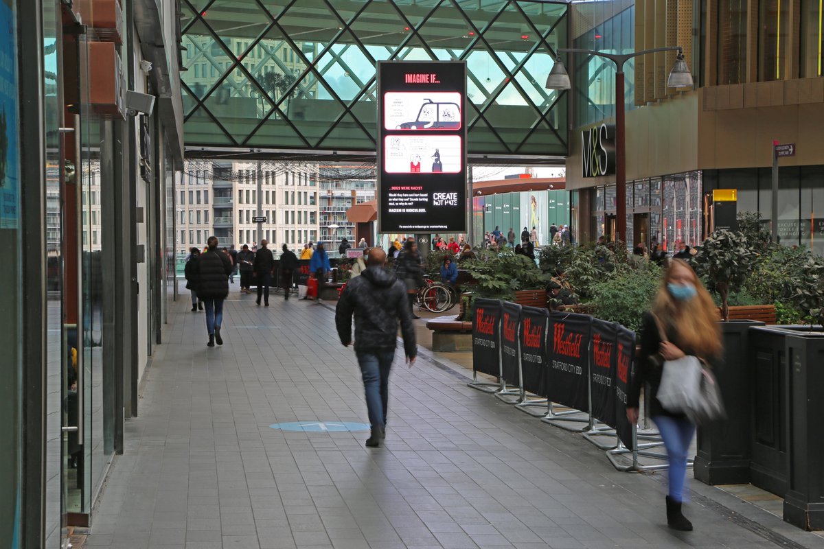 CreateNotHateUK's tweet image. Great to see the 'Racist Dogs' campaign by Finton (22) and Mariana (22) in these sites

Huge thanks to @Posterscope and @OceanOutdoorUK for providing these spaces pro bono and to @TotalMediaUK 

#createnothate #racistdogs #creativework #advertising #marketing #ooh #antiracism