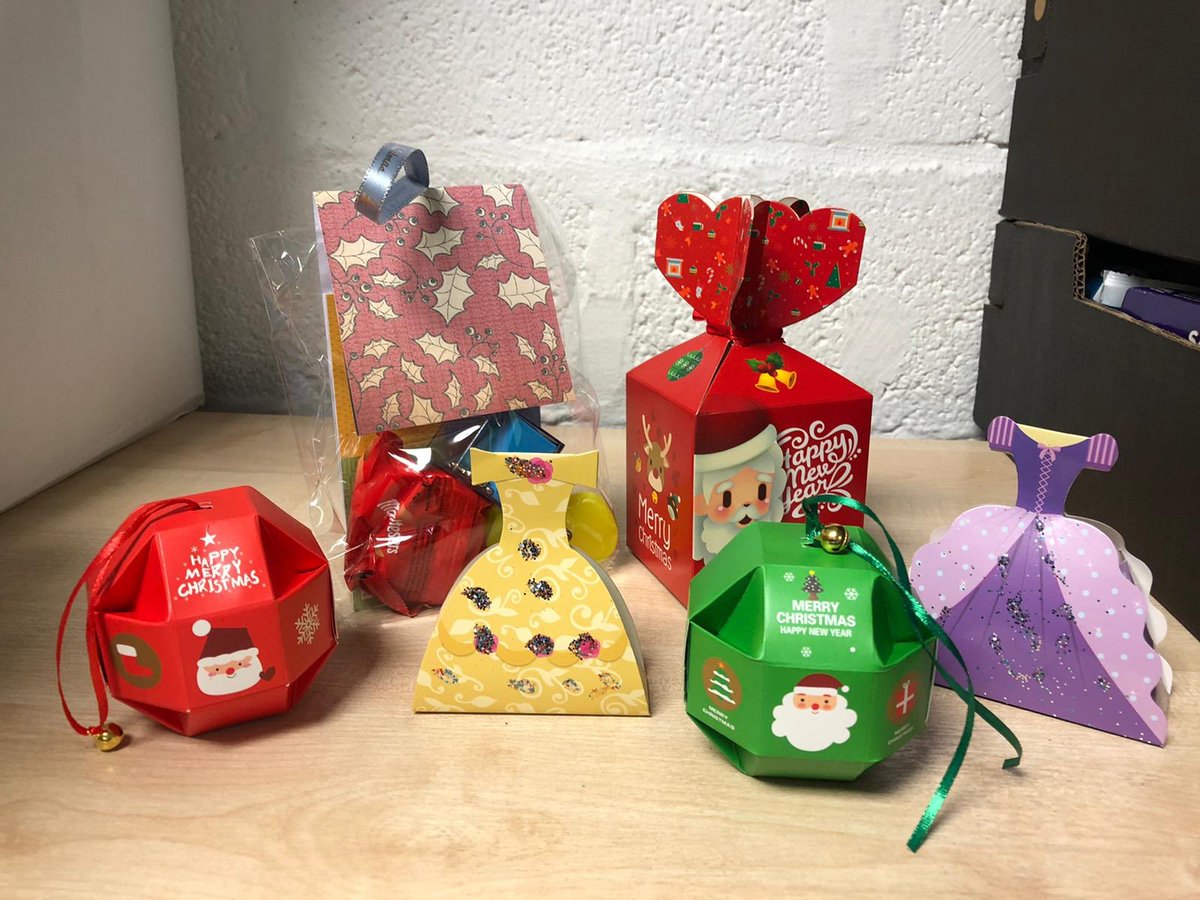 mkfoodbank's tweet photo. Thank you to the generous maker &amp; donator of these this morning 💚 Unfortunately we did not get the little girls name! #charity #ThankfulThursday #community #formk https://t.co/knK5qqaxJt
