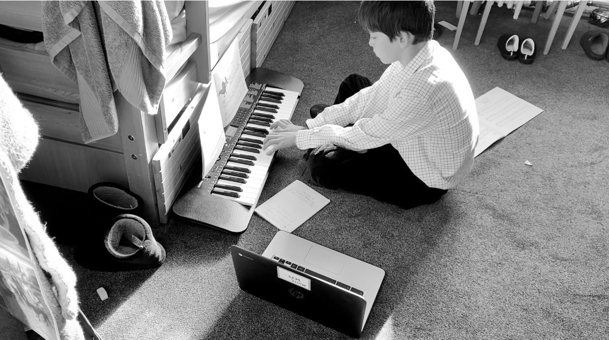 CothillMusic's tweet photo. Only @CothillHouse! The music room is a temporary dining room so we’re playing in every space possible #fun. Sitting next to their slippers and being inventive with their music stands #iloveboarding #welovemusic #boardingfamily https://t.co/Latu8nEunR