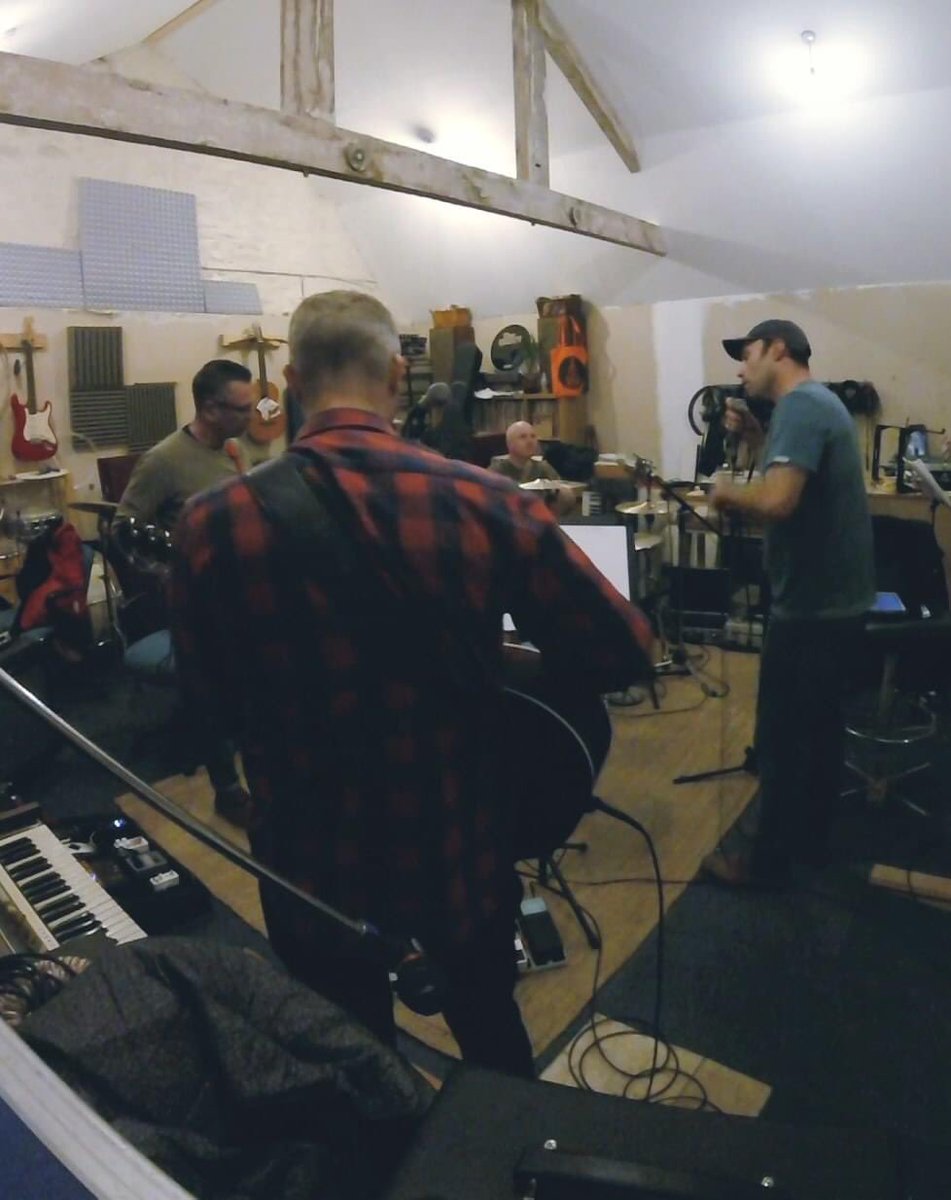 5ManDownMusic's tweet photo. Landing at 6pm UK time Friday 13th November 2020 the next song from the Swimbridge Sessions.  We are really looking forward to seeing you out there live! 🙏

#acousticmusic #americana #devonmusic #livemusic #music #5MD #NewRelease https://t.co/RnHRAPWza8