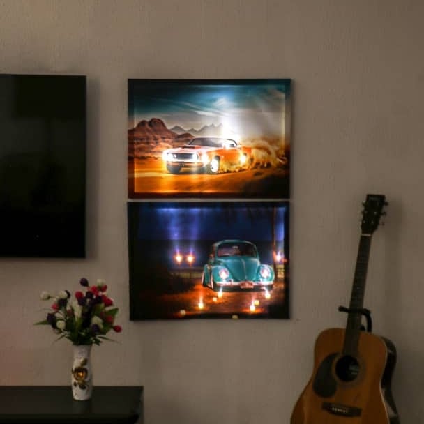 chuks_asoegwu's tweet photo. I've got exquisite paintings and wall frames that glow in the dark at unbelievably affordable prices. Want one? Let's talk. We are Chuks Interiors. 08080171229 for calls and enquiries. Pls Retweet @Thekshowkshow https://t.co/mJ3c5jfg2N
