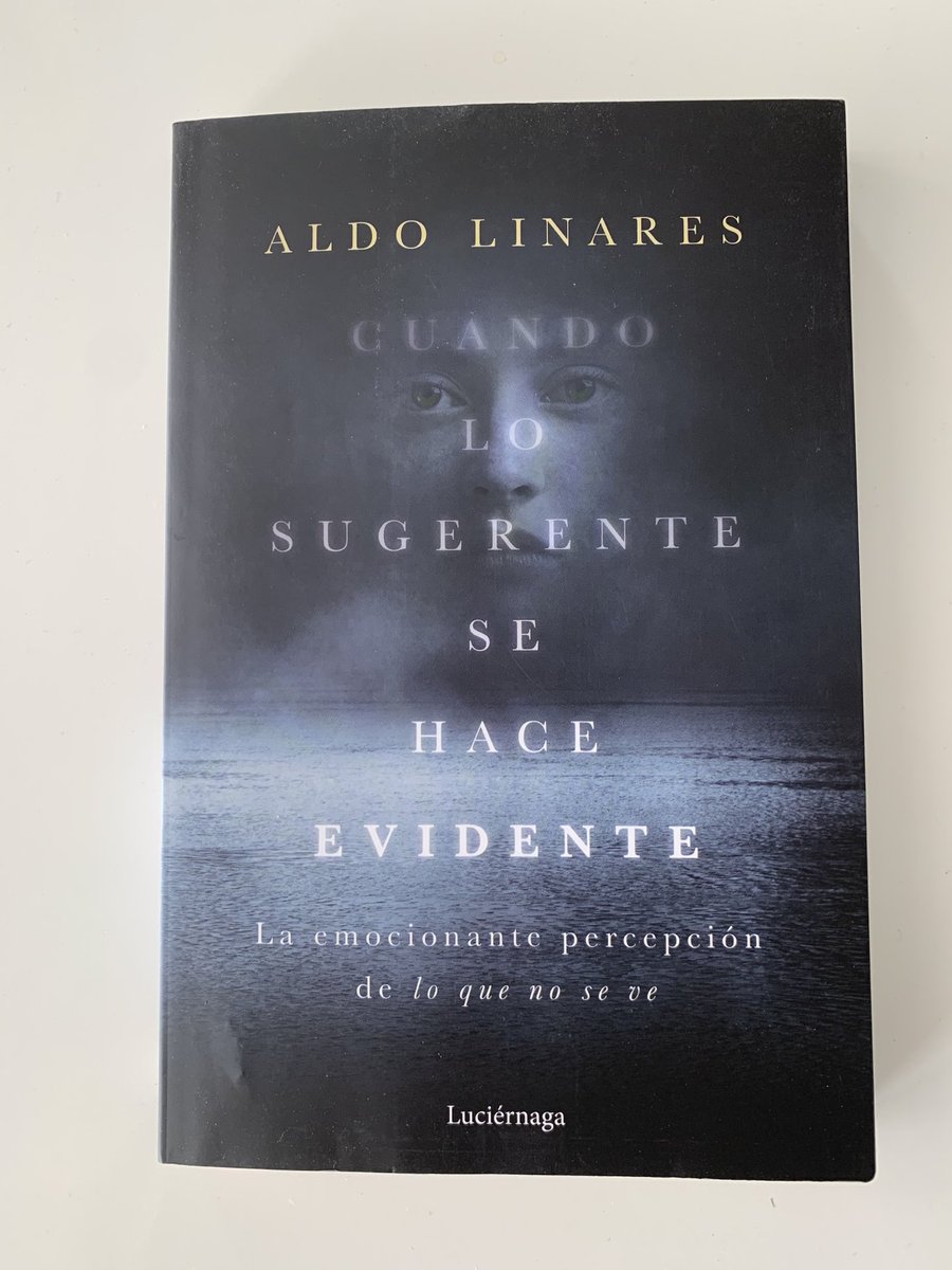 claratahoces's tweet photo. Acabo de recibir el libro de ⁦@LinaresAldo⁩, del que tuve el honor de escribir el prólogo en plena pandemia. ¡No os lo perdáis! Completamente recomendable para introducirse en el mundo de lo ignoto.
⁦@Luciernaga_Ed⁩ https://t.co/5mzWstHmM0