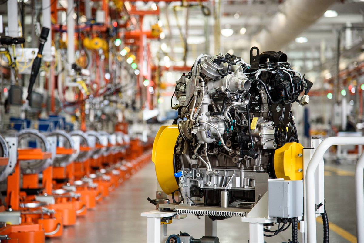_ArriveAlive's tweet photo. Production of Machined Components and Fully Assembled Engines Drives Fordβs Struandale Engine Plant https://t.co/lLL1KX3ZuH
#ArriveAlive #Production #EnginePlant @Ford https://t.co/4cpt6liH75