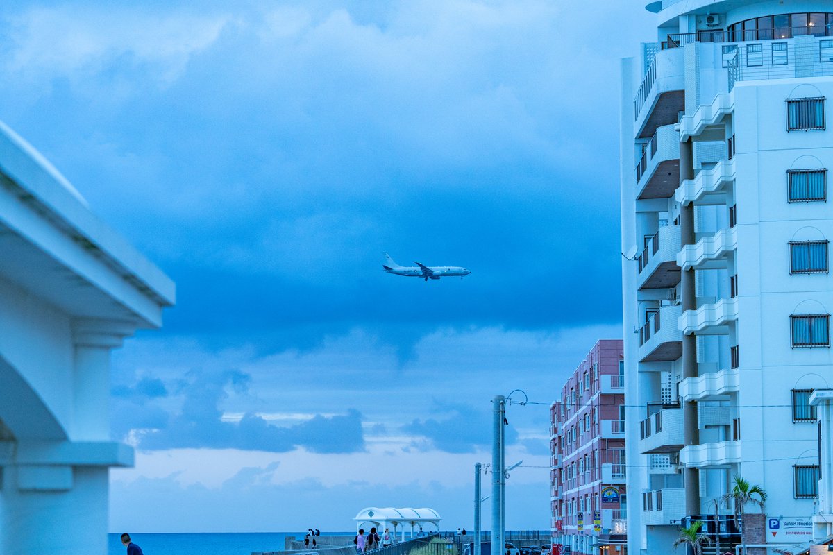 take496d's tweet photo. Today's sunset time and airplane.
SONY α7 III
SONY FE 70-200mm F4 G OSS
#okinawa #sunset #sunabe #seawall #sunabeseawall #sonya7iii #photography #沖縄 #airplane https://t.co/1ojJJW88rg