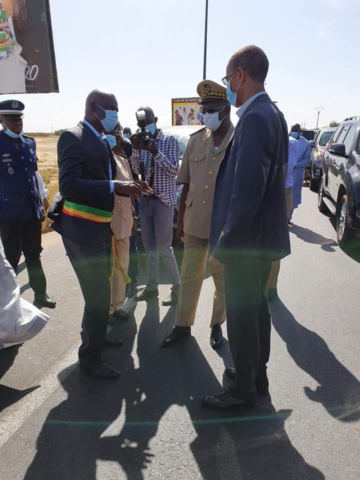 Labacult's tweet photo. #MansourFaye aceuillant #AliouneNDOYE, ministre des peches et de l'économie maritime à Saint-Louis 🇸🇳 pour le lancement des travaux de dragage et de balisage de la brèche.
@Macky_Sall
@FayeSallMarieme
@BiramFay
@MosesSarr
@afgaye
@Babacare7
@PatriceSane 
#kebetu
@partageleen https://t.co/PAx4Iwc2aF