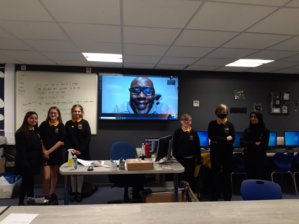 HollinsCTC's tweet photo. Beyond Labels: The Unified Generation - Amazing poetry workshop delivered virtually by performance poet - Chris Jam. Our students are really growing in 'creative' confidence.  
- A @YoungIDmcr project in partnership with @thehollinslancs https://t.co/qVRPgywH3J