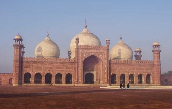 #میراوطن_میری_جنت 

!!!!.... For people interested in history, art, and architecture, Lahore Fort is a must-visit....!!!!

@TeamISPofficial