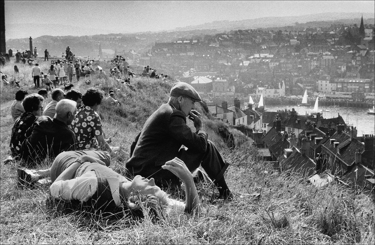 terakopian's tweet photo. Thrilled to have this iconic photograph in our auction (ends Sunday, 15th) for #MSF. The English, Whitby Bay. Ian Berry @MagnumPhotos Visit: @bamfordsauction for catalogue. @MSF_UK @MSF #PrintAuction #PhotographicPrintAuction @thesaleroom @Leica_UK @leica_camera @LeicaCameraUSA https://t.co/i5hQBA8iFH