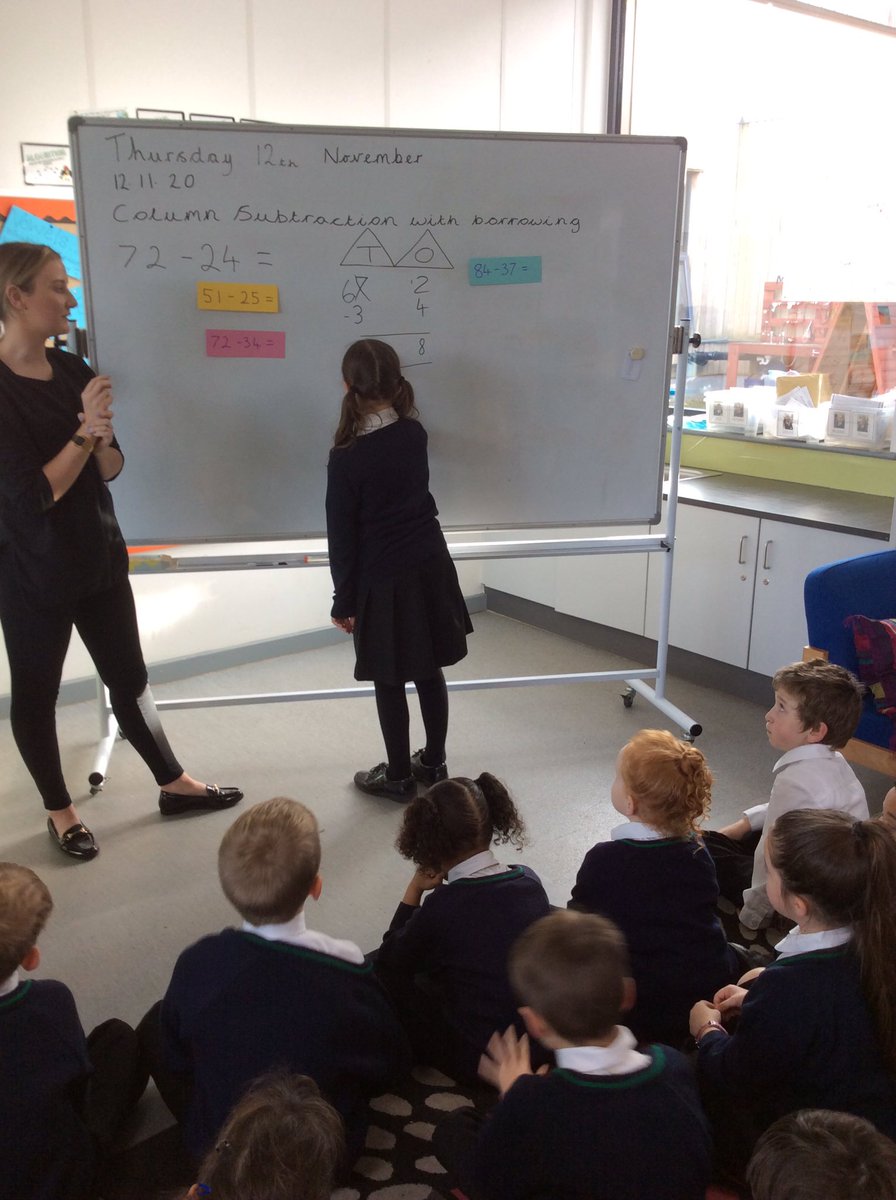 Year4tLTPA22's tweet photo. Column subtraction #miniteachers https://t.co/gn6gQCYzdI
