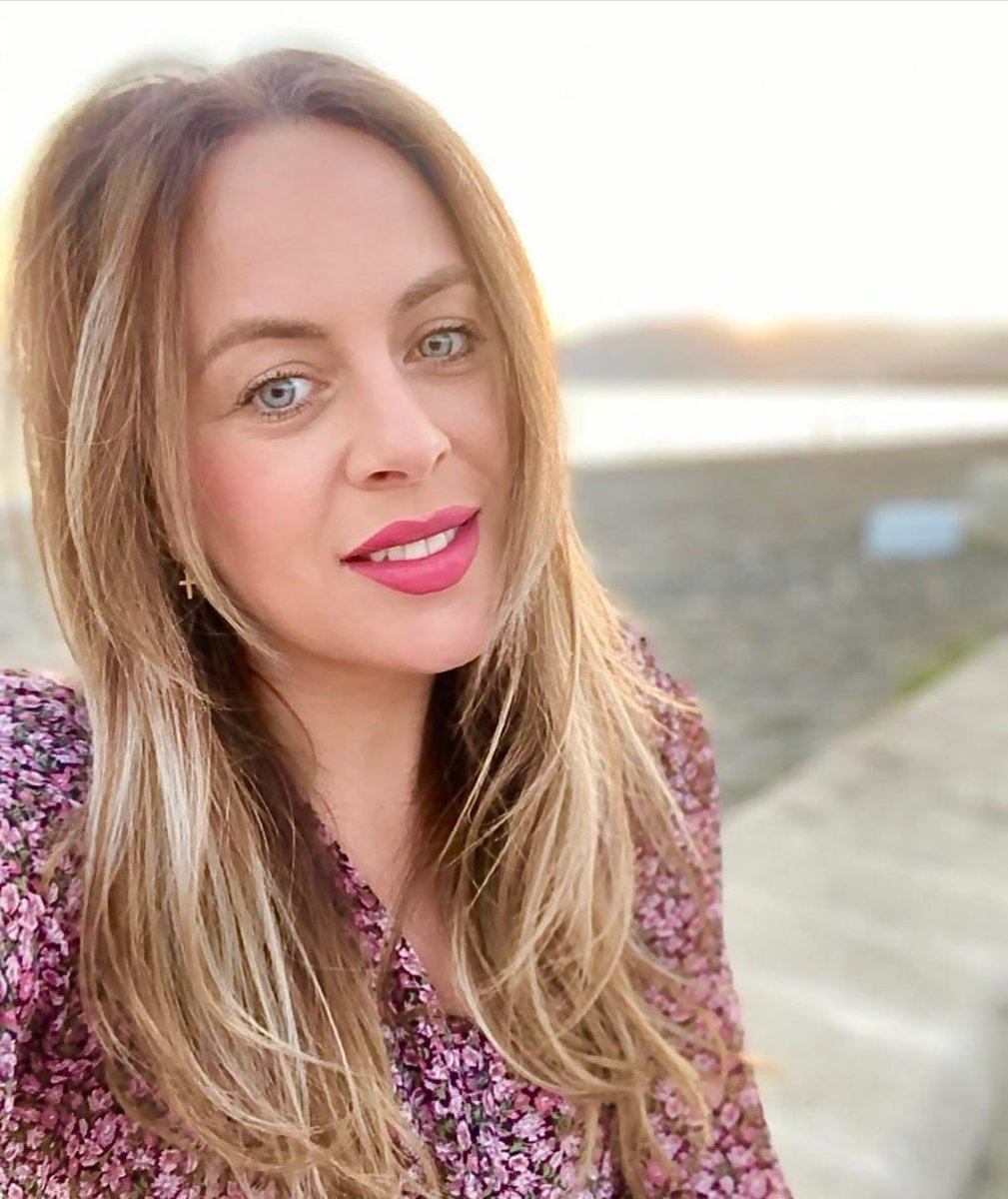 escocampus's tweet photo. María Díaz, egresada en Periodismo y jurado en @FIBAC_es nos contará pronto su experiencia. ¡Estad atentos! https://t.co/b7MpjoNVFT