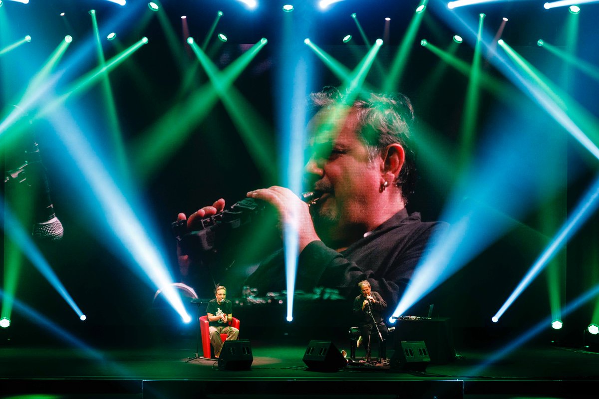 AuditoriumPdM's tweet photo. Live dall'Auditorium ma lo guardi da qualsiasi luogo! Rivivi con i nostri scatti il concerto di Mario Tozzi e Enzo Favata al @RomaJazz! #JazzForChange #laculturaincasa #romarama https://t.co/dcnP7FcHUC