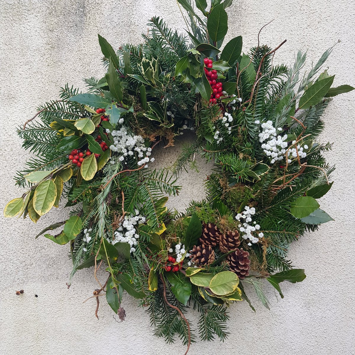 TarahillF's tweet image. It’s all about wreaths around here these days. For those asking about our style, here’s some samples from last year’s offering #wreaths #Christmas2020