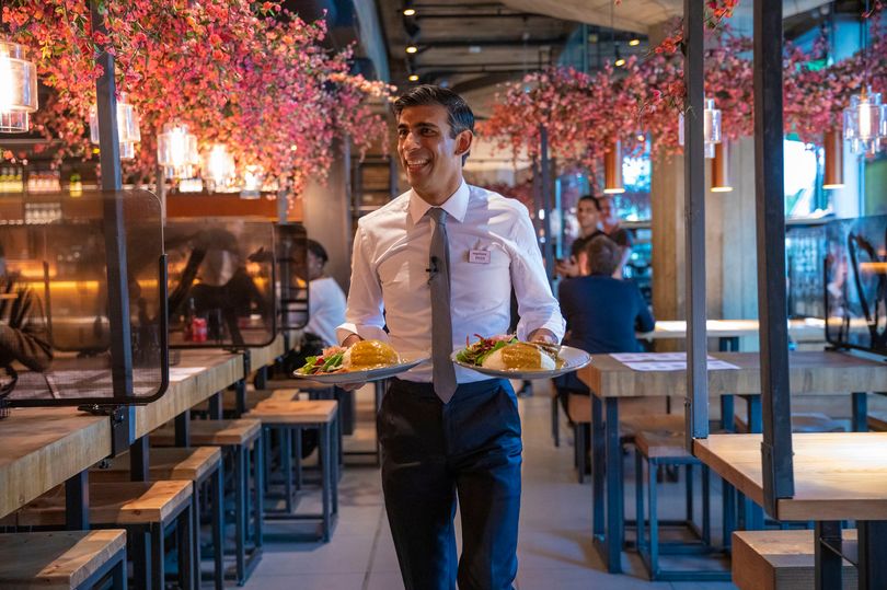 dailystar's tweet photo. Rishi Sunak hints at Winter Eat Out to Help Out to get UK 'spending again'
https://t.co/tj2oCQZQU8 https://t.co/20DVGm1Umf