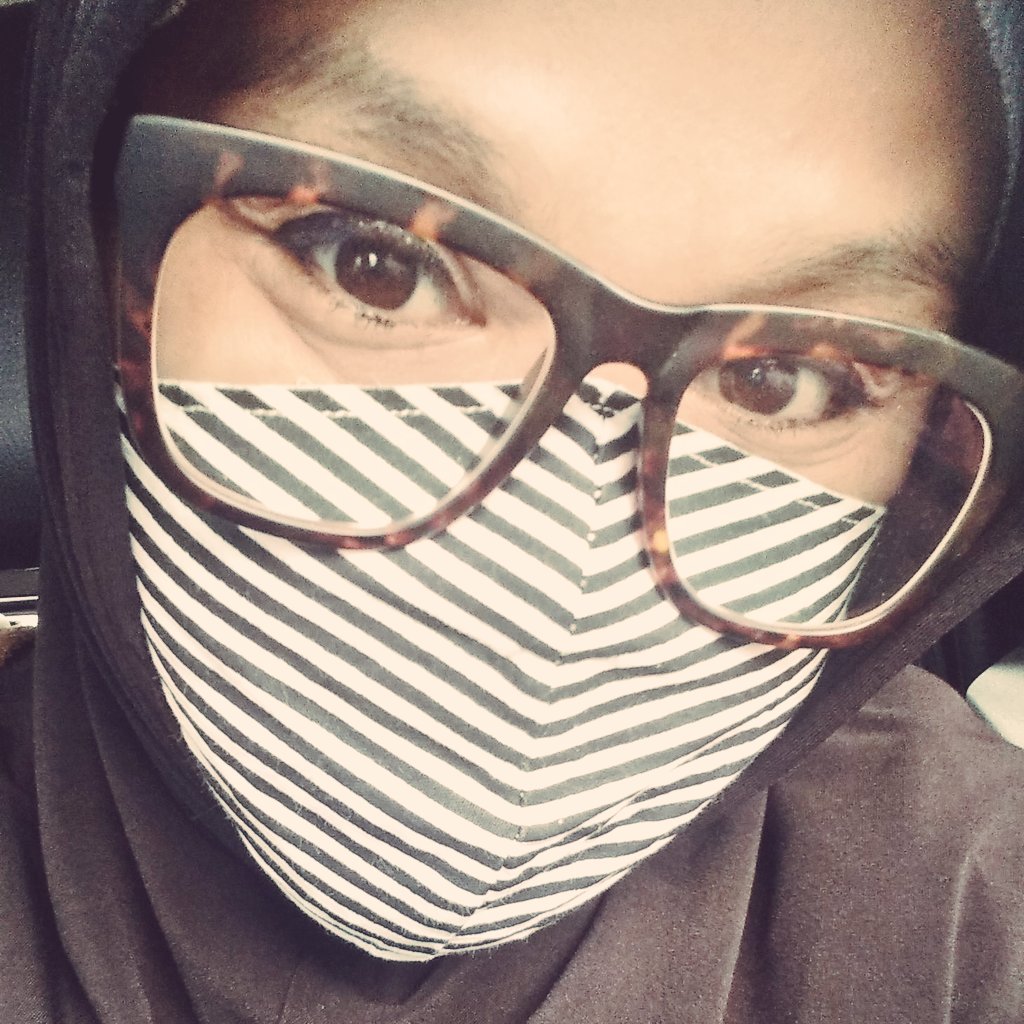 devielia's tweet photo. #FotoProfilBaru https://t.co/Y58pk6VZ4A