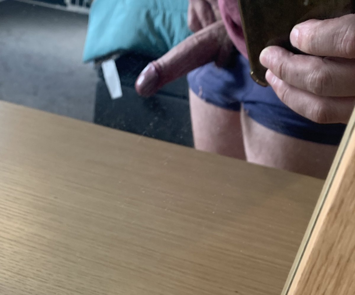 ausfuncouple's tweet photo. What should we do with this? https://t.co/w3lnowB9wx