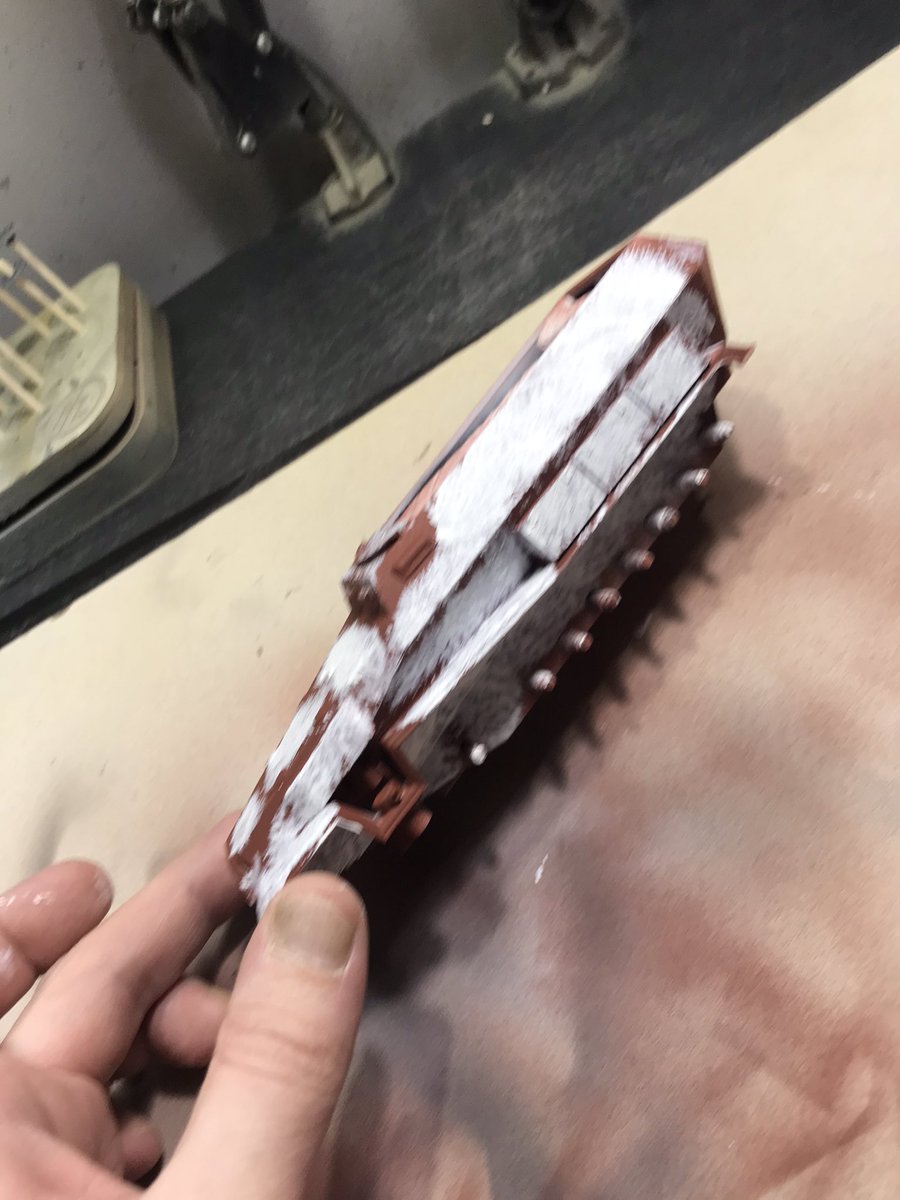 Morning campers  primed and sanded then coat of red then added some texture , next up to finish building then another coat of Rot braun 