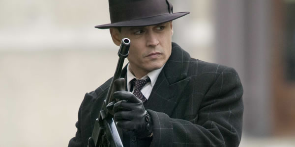 Dante Spinotti, ASC, AIC captures period action digitally for Michael Mann’s Public Enemies: theasc.com/ac_magazine/Ju…