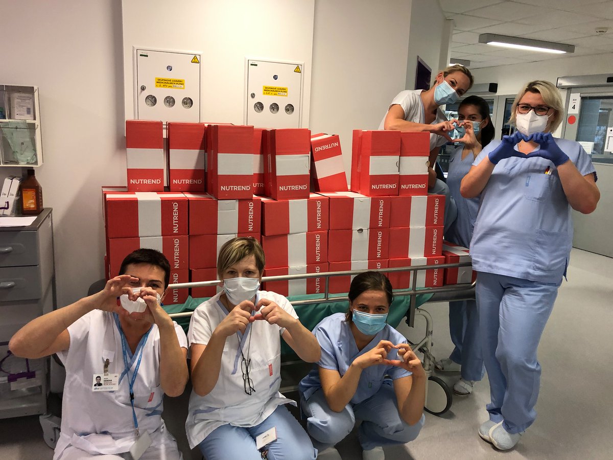 Společnosti Ray Service, Altech, BD Sensors a NUTREND se rozhodly podpořit personál Uherskohradišťské nemocnice a darovaly balíčky s vitamínovými a potravinovými doplňky v hodnotě 462 tis. Kč. Dar je vyjádřením poděkování za intenzivní péči o pacienty v našem regionu. #rayservice
