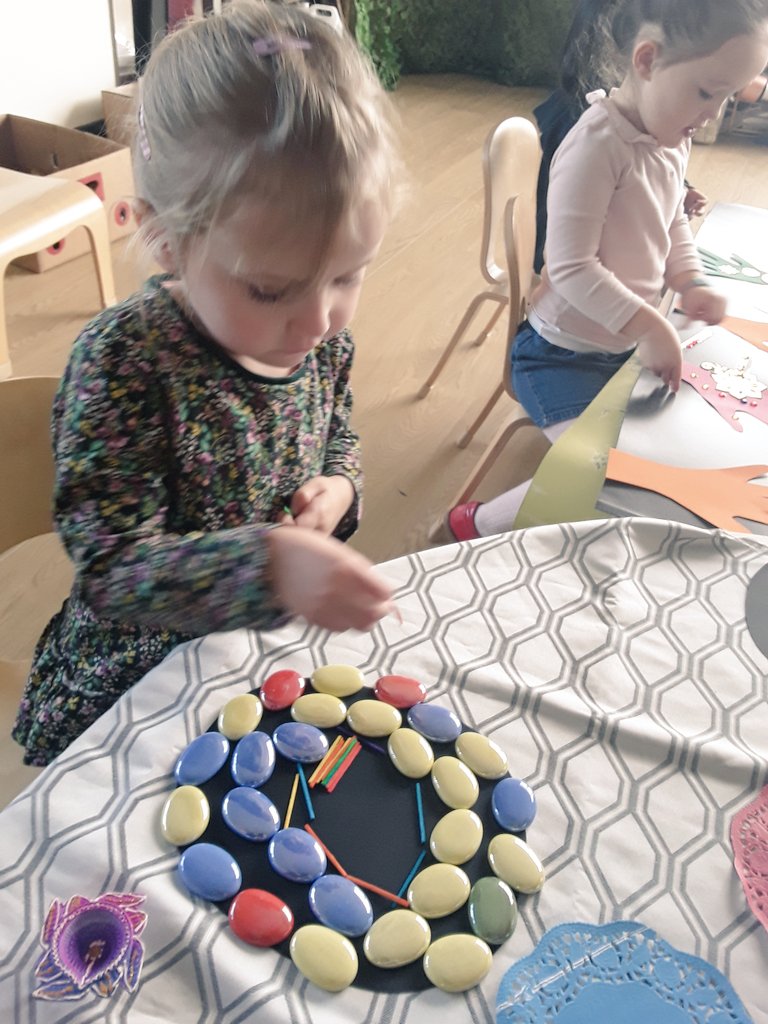 AshbridgeMaxy's tweet photo. Infusing mathematical opportunities in our celebrations through a buffet of #bitsnbobs. Inviting children to create 'looseparts rangoli' patterns using repeat pattern technique. #Diwali #Rangoli #atelier @NDNAtalk https://t.co/DRN3rNFBN2