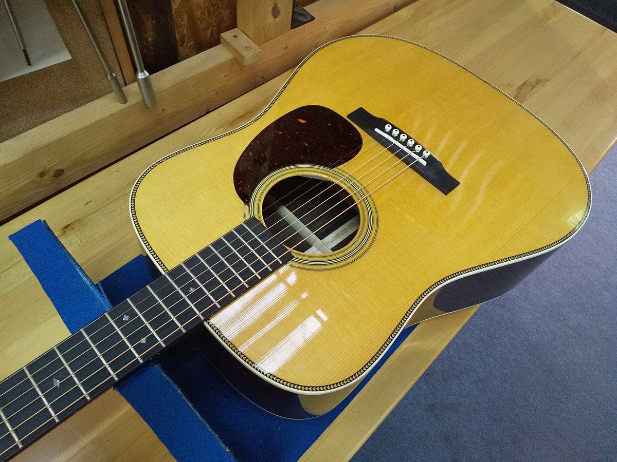 Guitar_Shop_BYG's tweet photo. #本日のギター修理

乾燥するこの季節。
木でできているギターはその影響を受けやすく、演奏性にも変化がでてきます。
アコースティックギターは特にチェックやメンテナンスをおすすめします。
お気軽にご相談ください。 https://t.co/senw5GVqBD