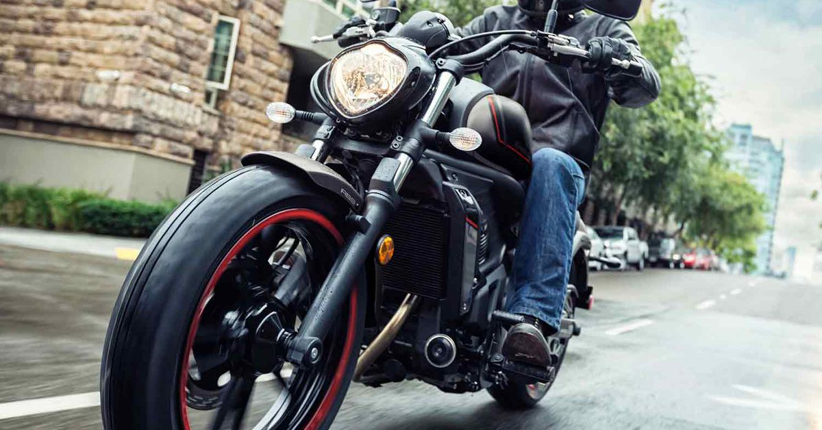 2021 Kawasaki Vulcan S Preview First Look motorcyclistonline.com/story/news/202… via <a href="/motorcyclistmag/">Motorcyclist</a> #motorcycles #harley