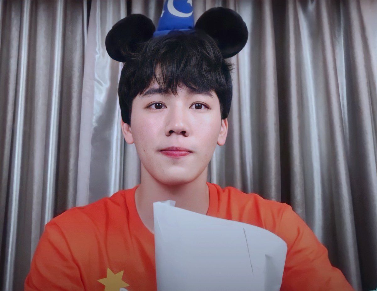 skyy__baii's tweet photo. น้อนวอร์~ หม่ามี๊บอกให้เคี้ยวข้าววว!!

#ShopeexWarwanarat https://t.co/r2jRub4YPN