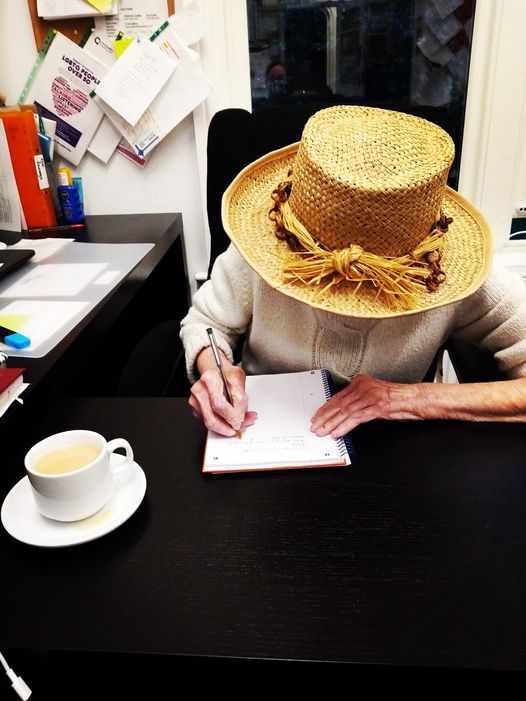 bickhamhouse's tweet photo. Just write whatever goes in your mind,with no filters or judgement. There are no rules, just sit down and write!
#poems #care#home#cheshire #theraphy #lockdown #elderly #carehome #bickham #residential #age#selflove #mibdfulness https://t.co/hP9bB4EXJ4