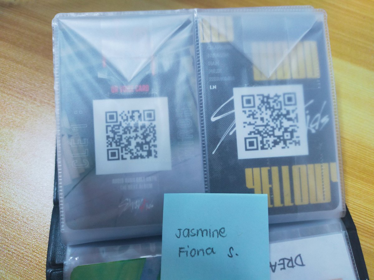 antoncrumbs's tweet photo. help spread !!

is anyone interested in buying these jeongin and changbin photocards in exchange of 300 peso worth donation? you just have to send me a screen record of the whole process ng pagdonate sa gcash.

 dm me for more deets !!

#RescuePH
https://t.co/AjOJpFeJK7 https://t.co/qCaQT6iBEv