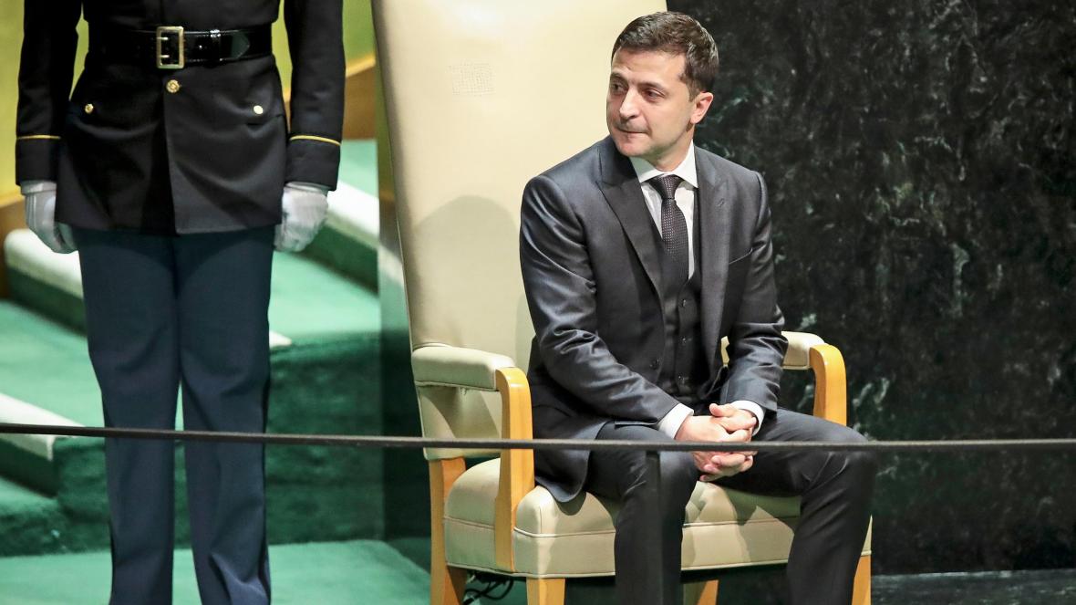 From Spring of 2019 onwards, Giuliani began a concerted effort to persuade the new President of Ukraine to launch investigations into Joe Biden’s family. This ultimately lead to Trump’s infamous ‘favour’ call and his subsequent impeachment. (7)