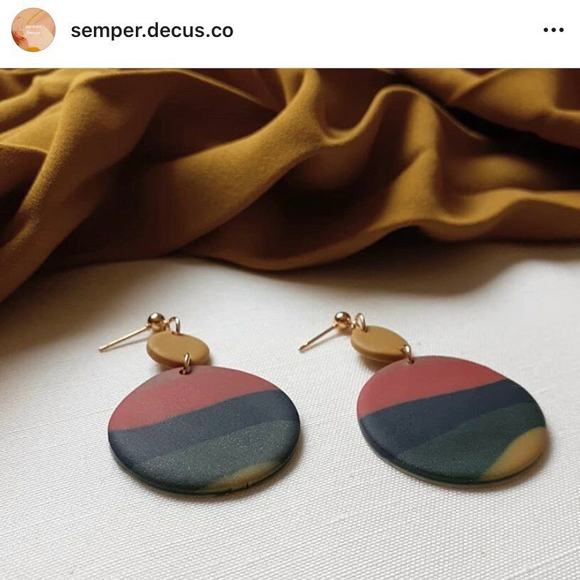 Torigillit's tweet photo. 🍂🍁A beautiful fall morning to my friends...Can I share a little jewelry magic with you this morning? :) 🍂🍁
⁣
A friend here in Fort Worth has been creating these fantastic earrings! And I just had to show you all. @semper.decus.co is a new shop ow… https://t.co/JuunuHXlIe https://t.co/8LIA0KtYwA