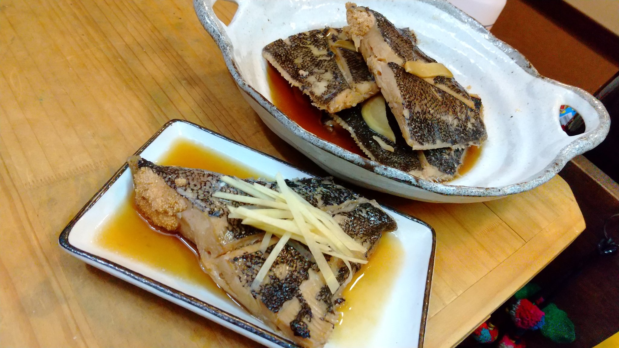 تويتر おうちごはんの景子 على تويتر 牛モツの味噌煮 カレイの煮付け ボラの白子ポン酢 深夜のお寿司 笑 おうちごはん 板橋 家庭料理 T Co Au0qj8wzwz