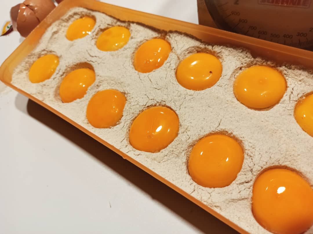 AruruErisu's tweet photo. 你想要品尝来自NiBIRu的美味吗？😁🥰 https://t.co/KGlk4XiSLm